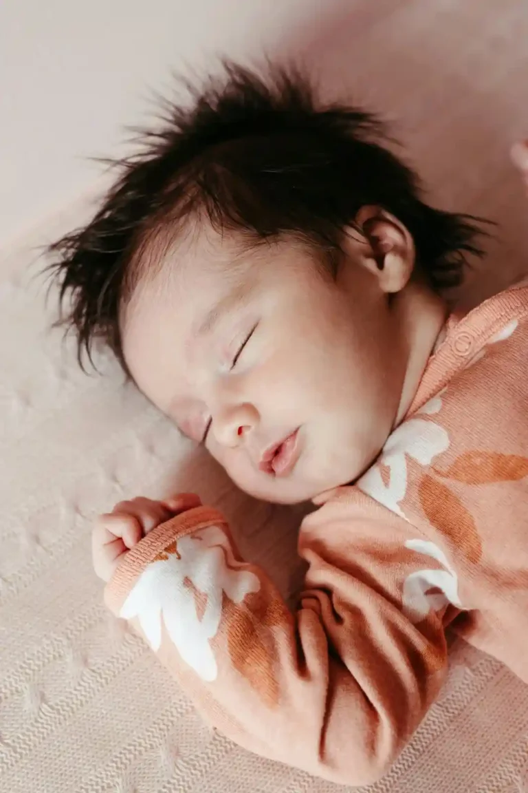 baby crying before sleep due to overtiredness and bedtime struggles