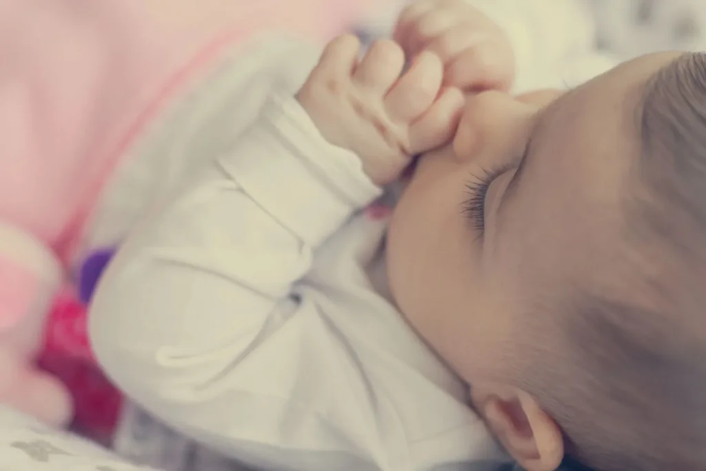 newborn cluster feeding during early growth spurt